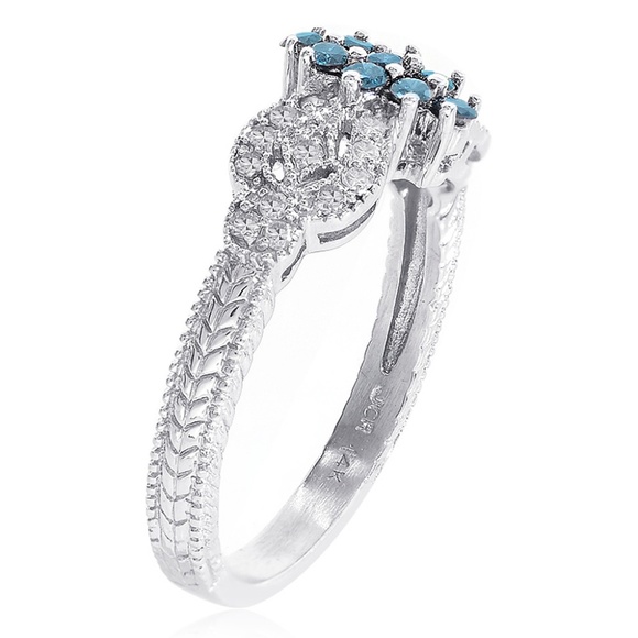 0.30 Carat Blue and White Diamond Women Ring - Picture 2 of 7